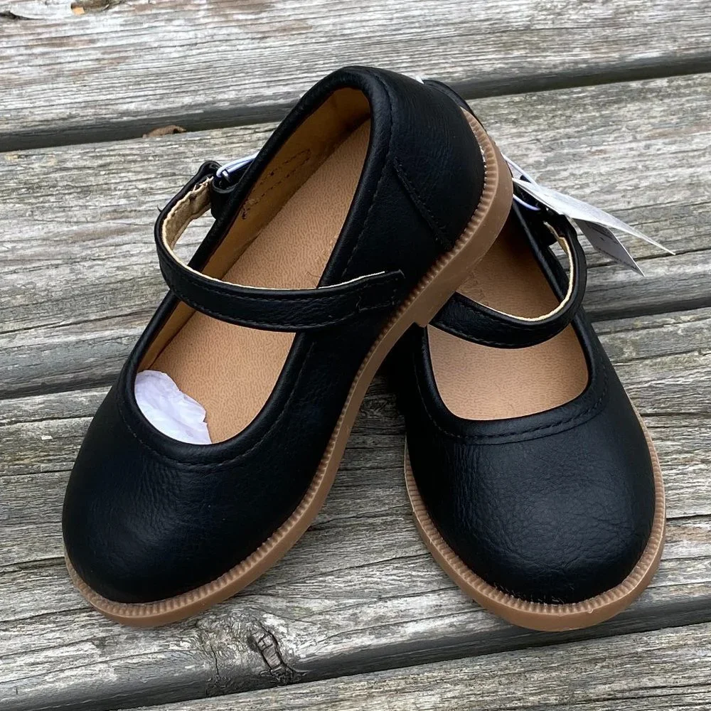 Old Navy Faux-Leather Uniform Mary-Janes for Toddler Girls